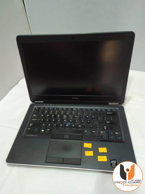 Dell latitude E7440